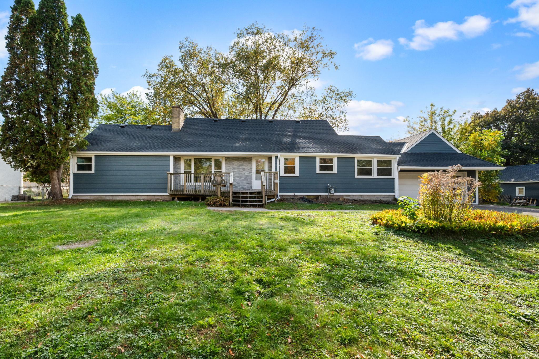 Property photo for 2338 15th Avenue E, North Saint Paul, MN 55109