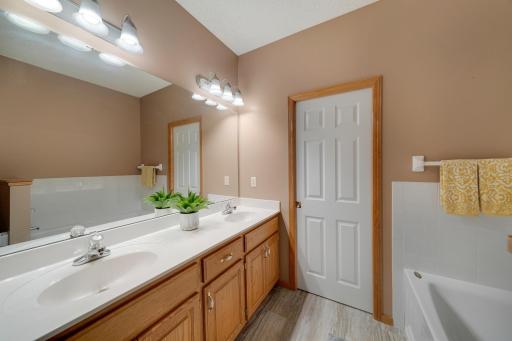 15171 Claret Circle, Rosemount, MN 55068