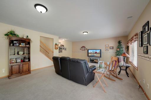 15171 Claret Circle, Rosemount, MN 55068