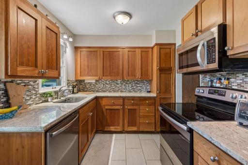 6810 W 24th Street, Saint Louis Park, MN 55426