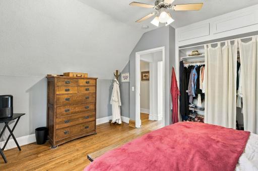 212 6th Street E, Northfield, MN 55057