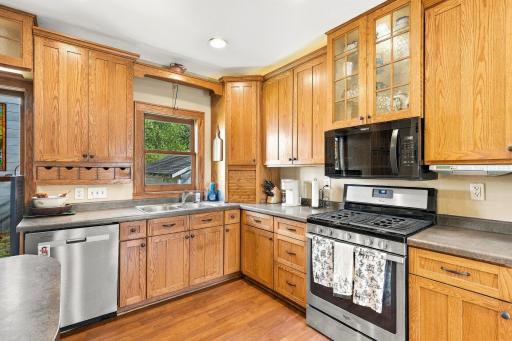 212 6th Street E, Northfield, MN 55057