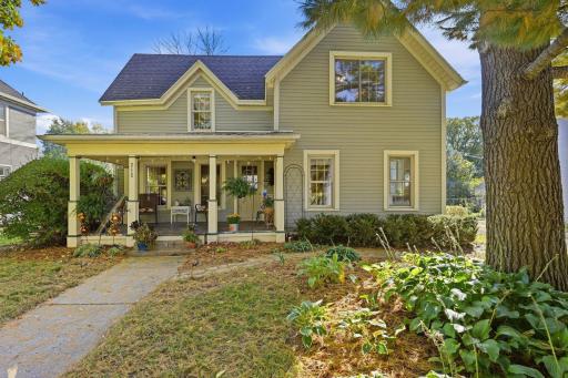 212 6th Street E, Northfield, MN 55057