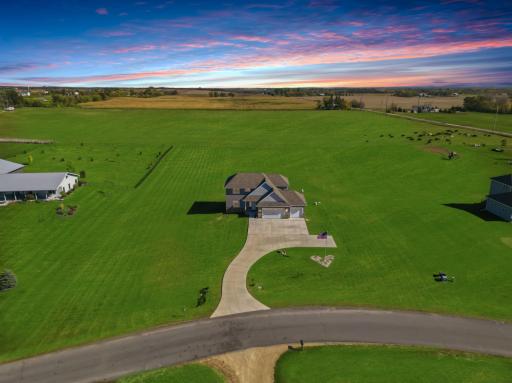 1611 92nd Street, New Richmond, WI 54017