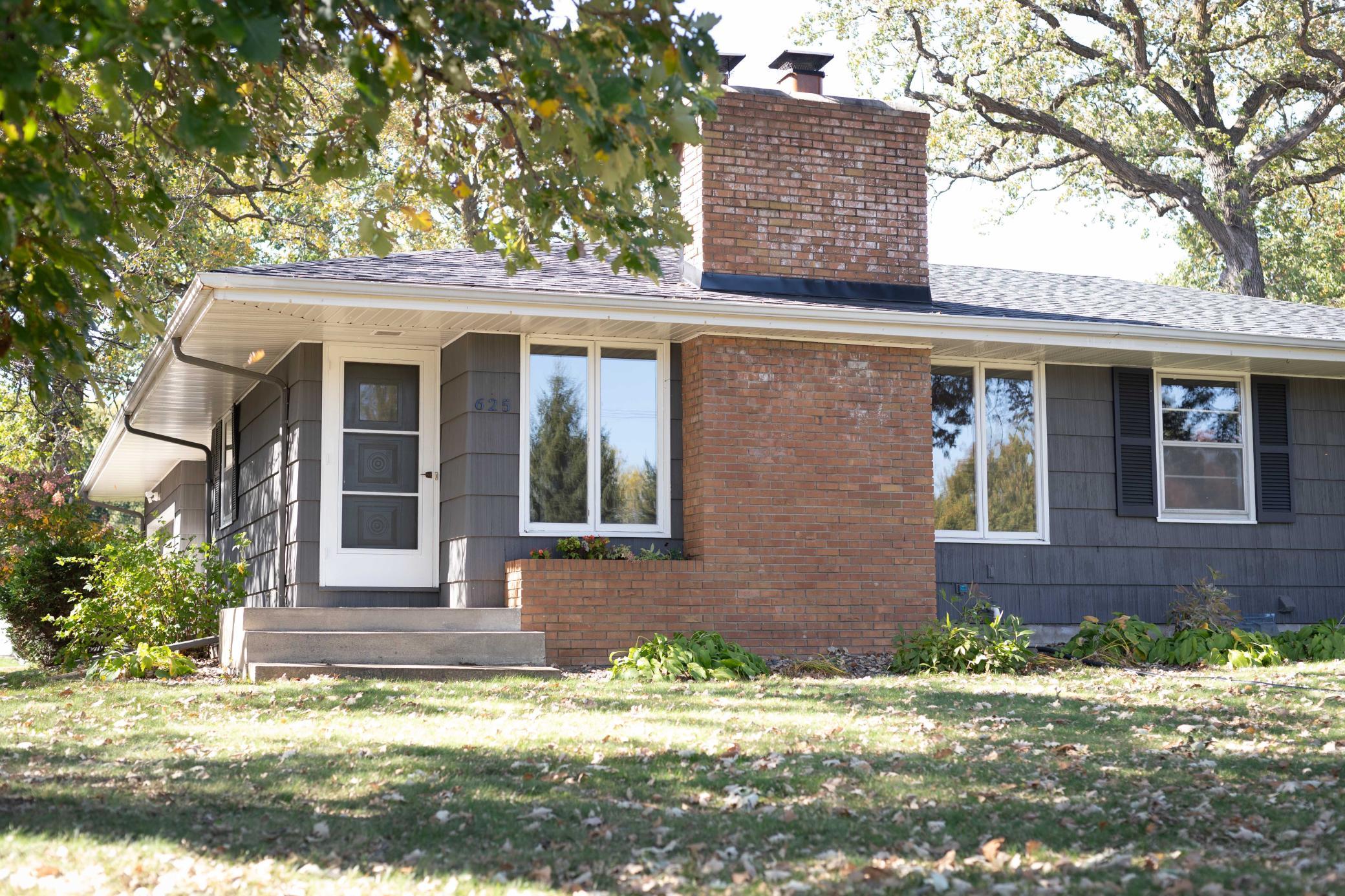 Property photo for 625 Rosswood Lane, Wayzata, MN 55391
