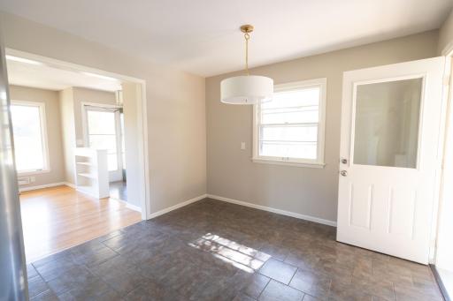625 Rosswood Lane, Wayzata, MN 55391