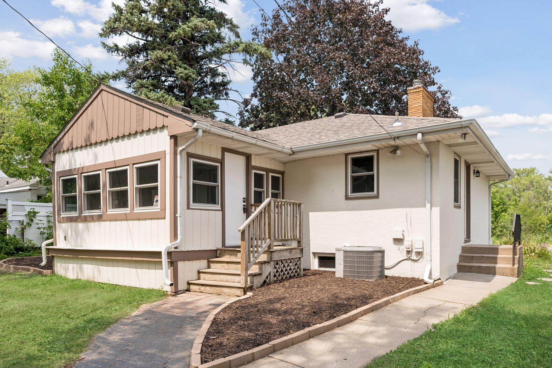 16 - Back Exterior 1.jpg