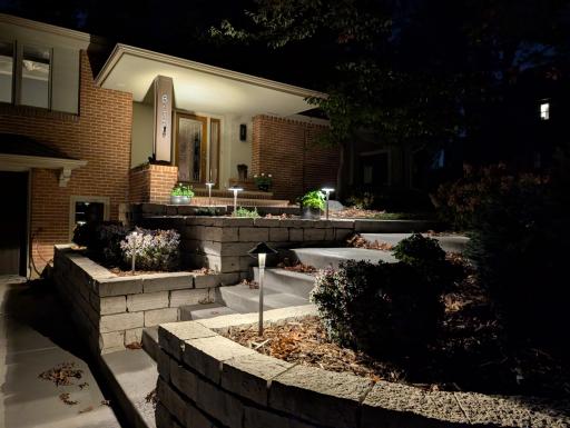 6100 Idylwood Drive, Edina, MN 55436