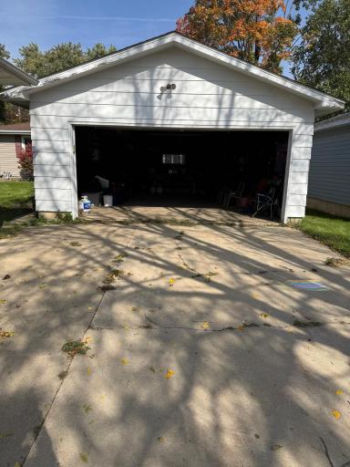 211 4th Avenue SW, Pine Island, MN 55963