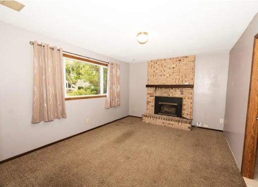9981 106th Place N, Maple Grove, MN 55369
