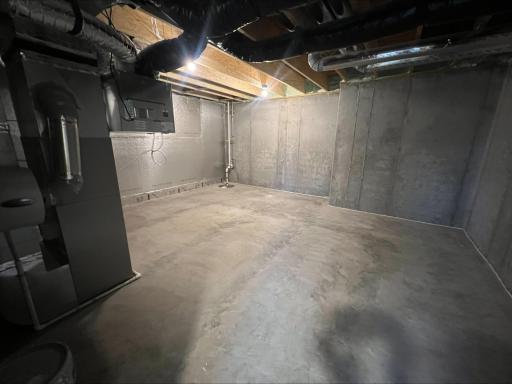 (Photo is of the actual home.)
