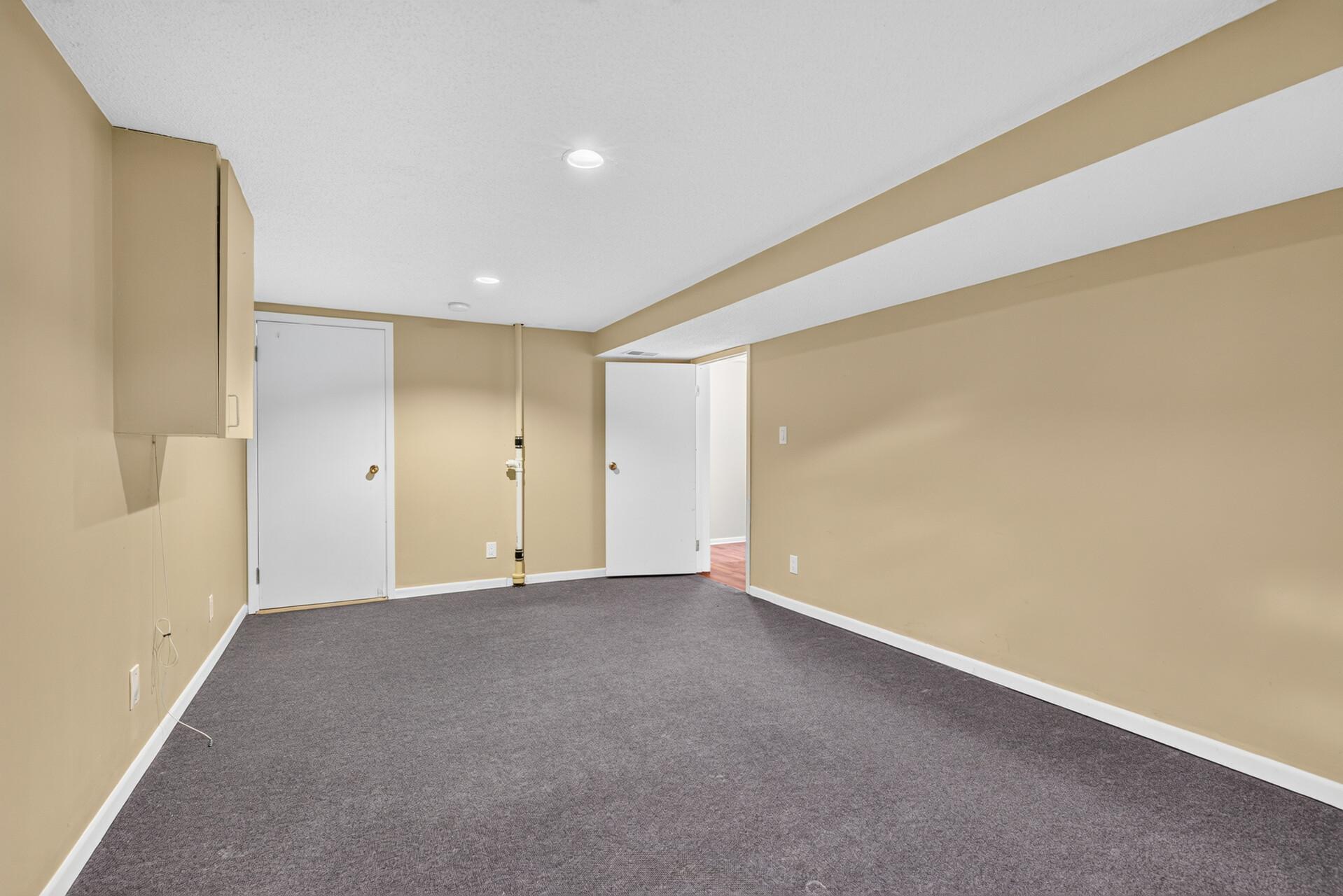 Lower Bedroom 4