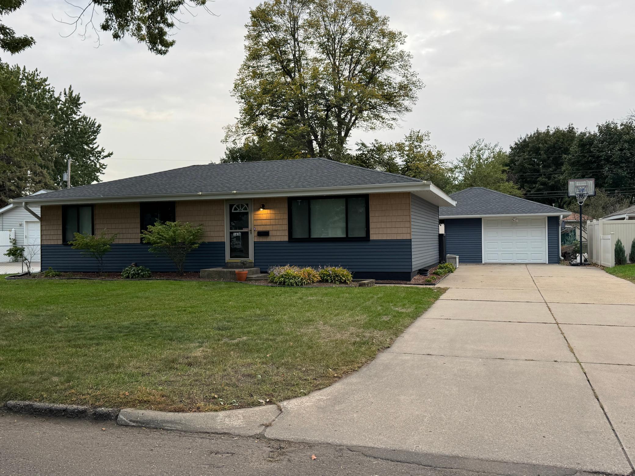 Welcome to 1636 14th Ave!