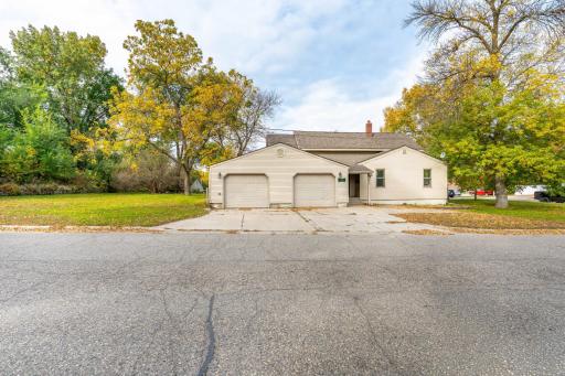803 W Laurel Street, Fergus Falls, MN 56537