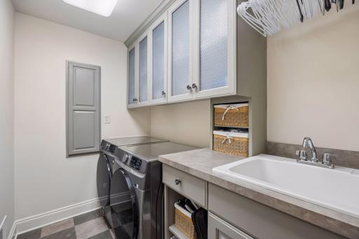 3742 Abbott Avenue S, Minneapolis, MN 55410
