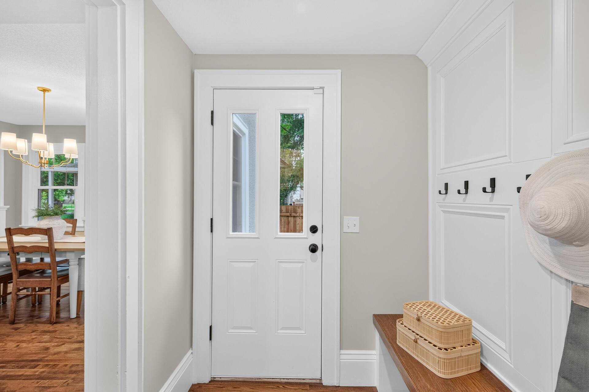 Main Level Mudroom to the Backyard