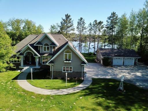 204 River Drive NE, Baudette, MN 56623