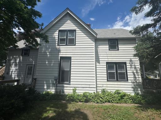 128 4th Avenue S, South Saint Paul, MN 55075