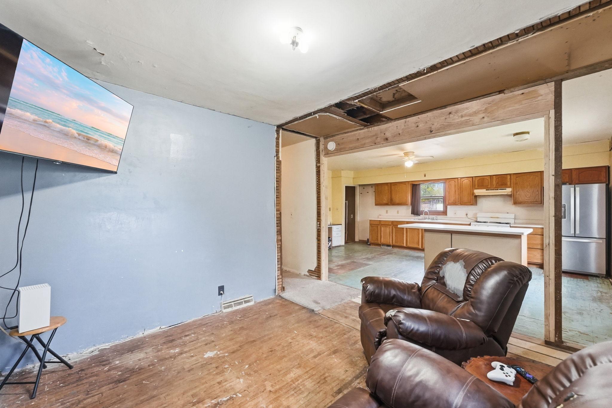 30-web-or-mls-DSC01623_autoremove_66848129.jpg