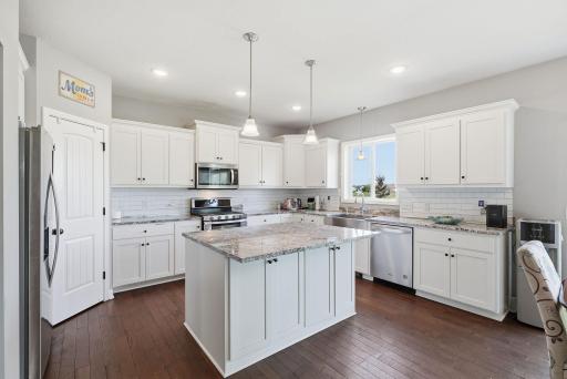 15606 Pennsylvania Avenue, Prior Lake, MN 55372