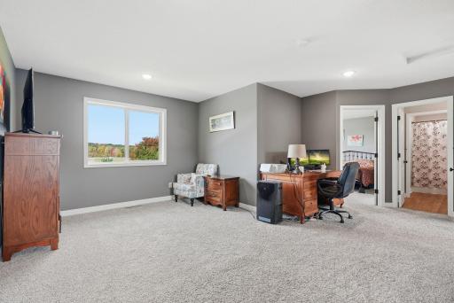 15606 Pennsylvania Avenue, Prior Lake, MN 55372