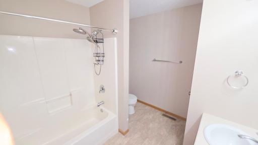 2503 41st Avenue S, Saint Cloud, MN 56301