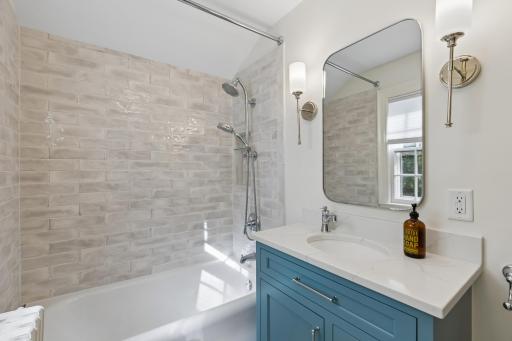 3816 Abbott Avenue S, Minneapolis, MN 55410