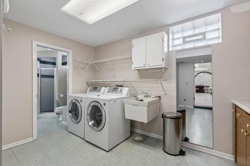 3816 Abbott Avenue S, Minneapolis, MN 55410