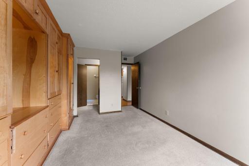 122 Demont Avenue E, 258, Little Canada, MN 55117