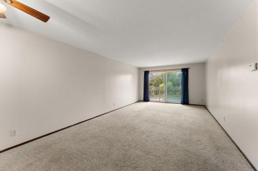 122 Demont Avenue E, 258, Little Canada, MN 55117