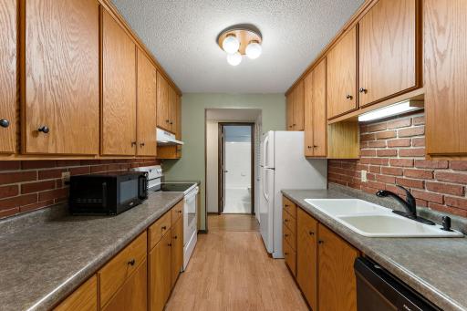 122 Demont Avenue E, 258, Little Canada, MN 55117