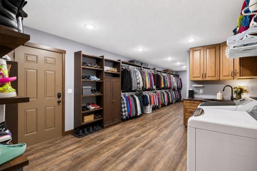 9805 Sharon Place NW, Rice, MN 56367