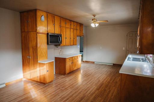 313 E Willis Street, Elmore, MN 56027