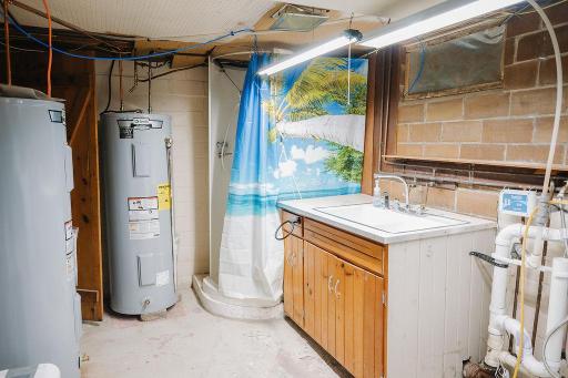 313 E Willis Street, Elmore, MN 56027