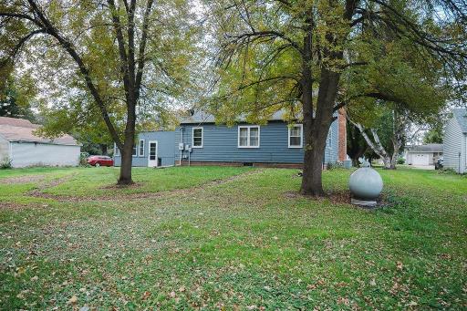 313 E Willis Street, Elmore, MN 56027