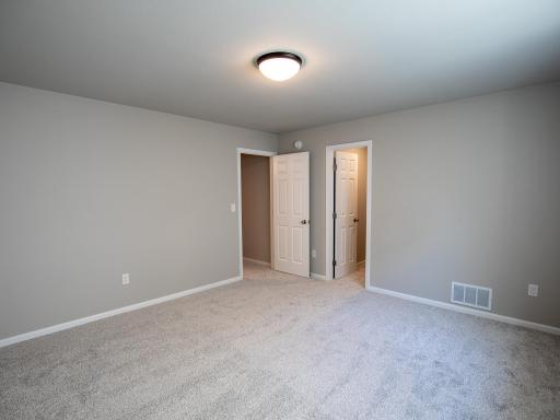 6721 14 Street S, Fargo, ND 58104