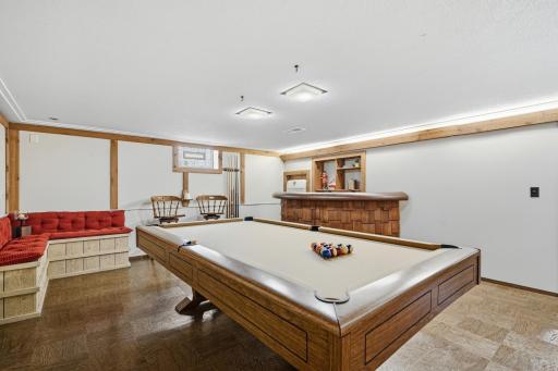1343 Hillwind Road NE, Fridley, MN 55432