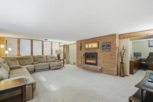 1343 Hillwind Road NE, Fridley, MN 55432