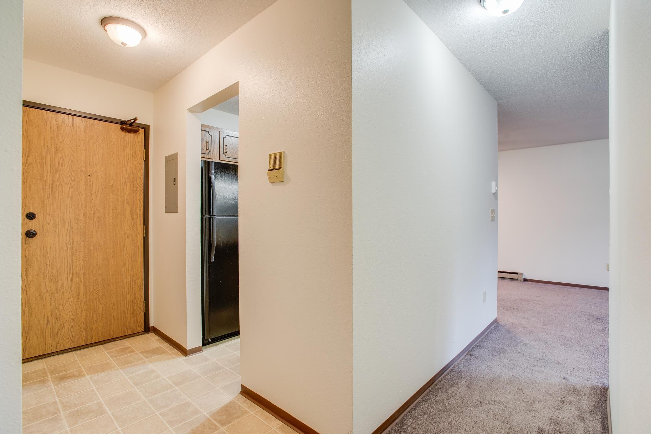 331_PRAIRIEWOOD_CIR_#104-6.jpg