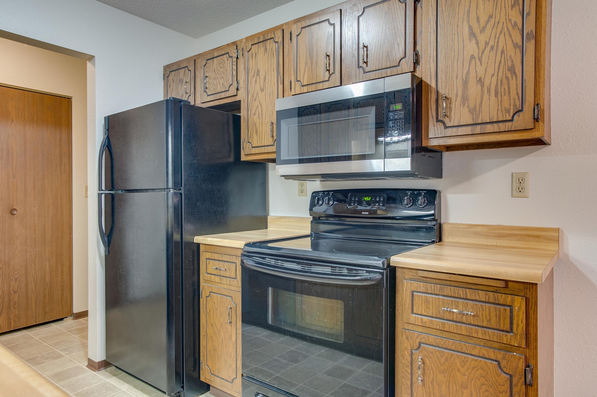 331_PRAIRIEWOOD_CIR_#104-10.jpg