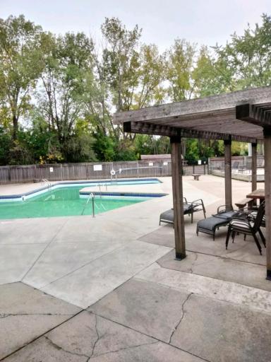 6877 Grenwich Lane N, Saint Paul, MN 55128