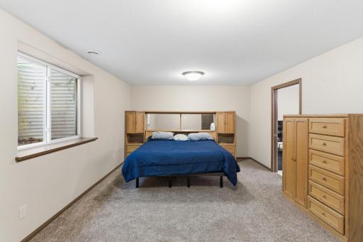 300 Tanager Road, Mankato, MN 56001