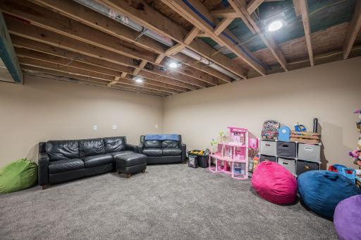 300 Tanager Road, Mankato, MN 56001