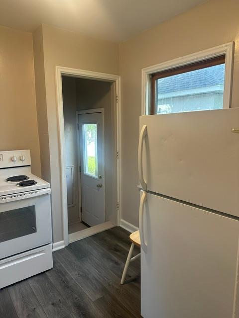 Kitchen 2.jpeg
