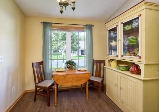 8469 Powers Place, Chanhassen, MN 55317