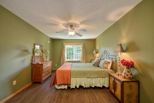 8469 Powers Place, Chanhassen, MN 55317