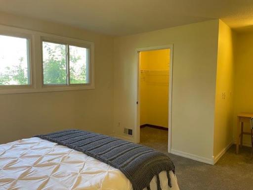 2029 NW 103rd Avenue NW, Coon Rapids, MN 55433