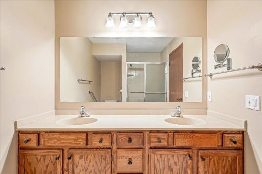 10938 Quebec Avenue S, Bloomington, MN 55438