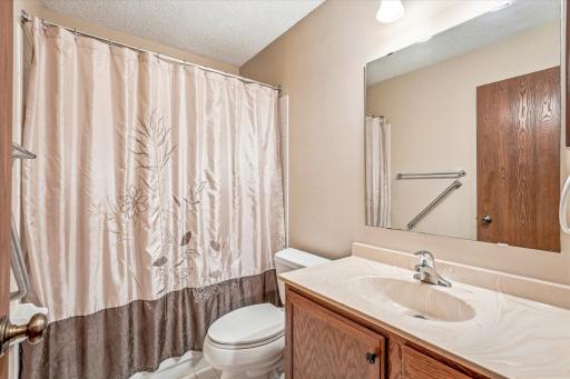 10938 Quebec Avenue S, Bloomington, MN 55438