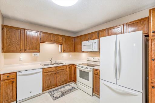 10938 Quebec Avenue S, Bloomington, MN 55438